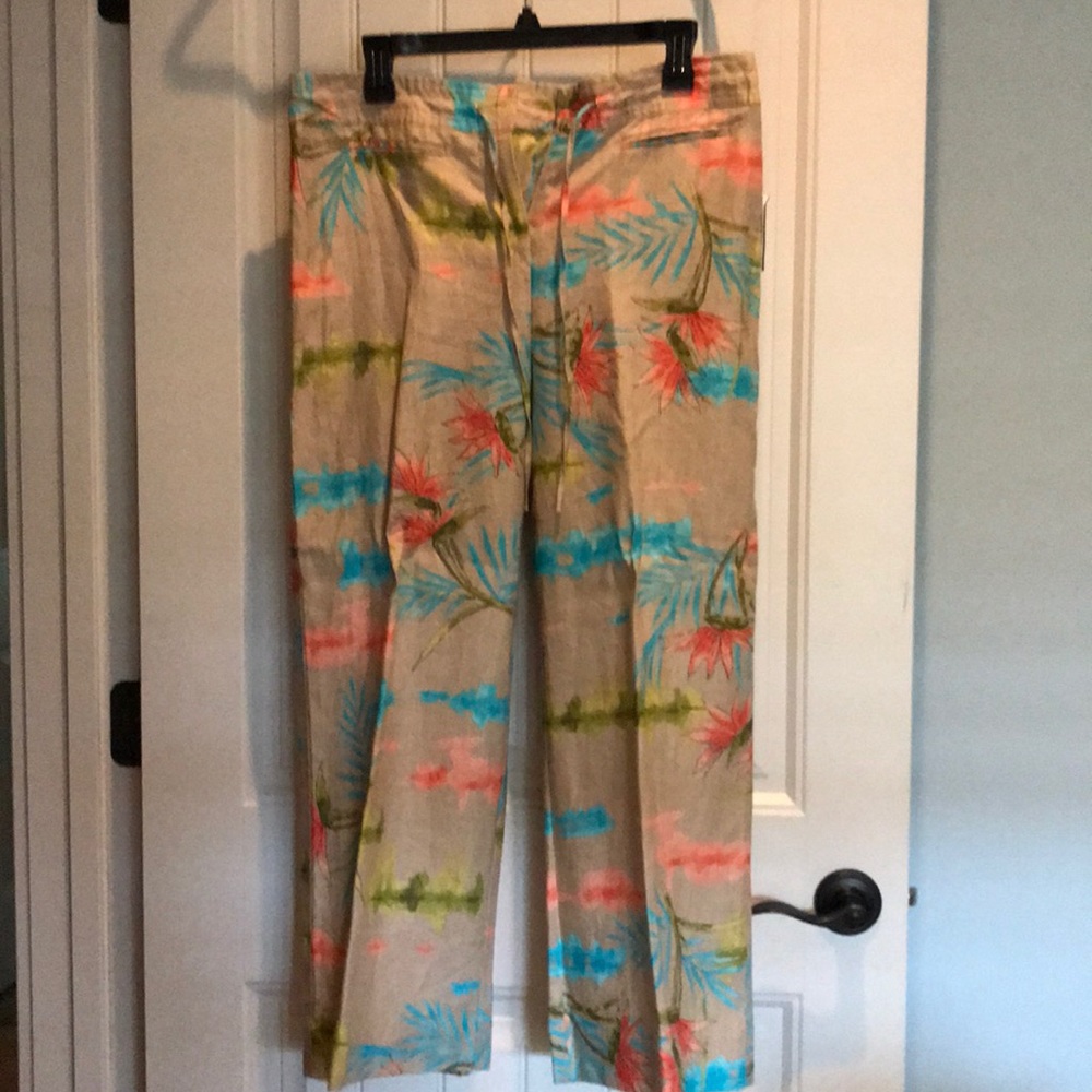 NWT- Linen slacks